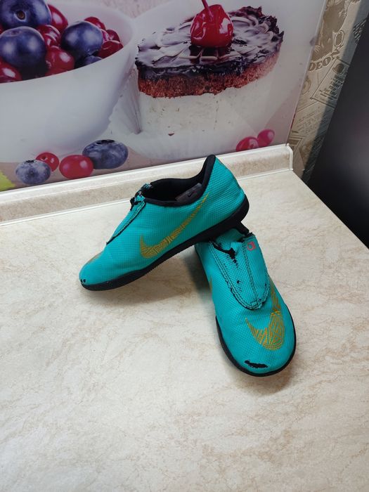 Футзалки Nike р. 31,5
