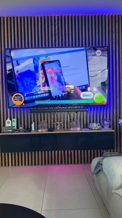 Telewizor 75 cali
