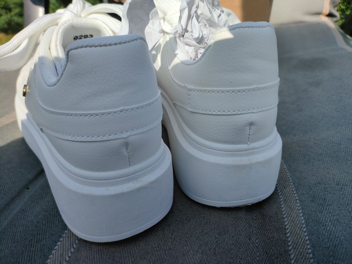 Buty snickersy podwyższane białe 39