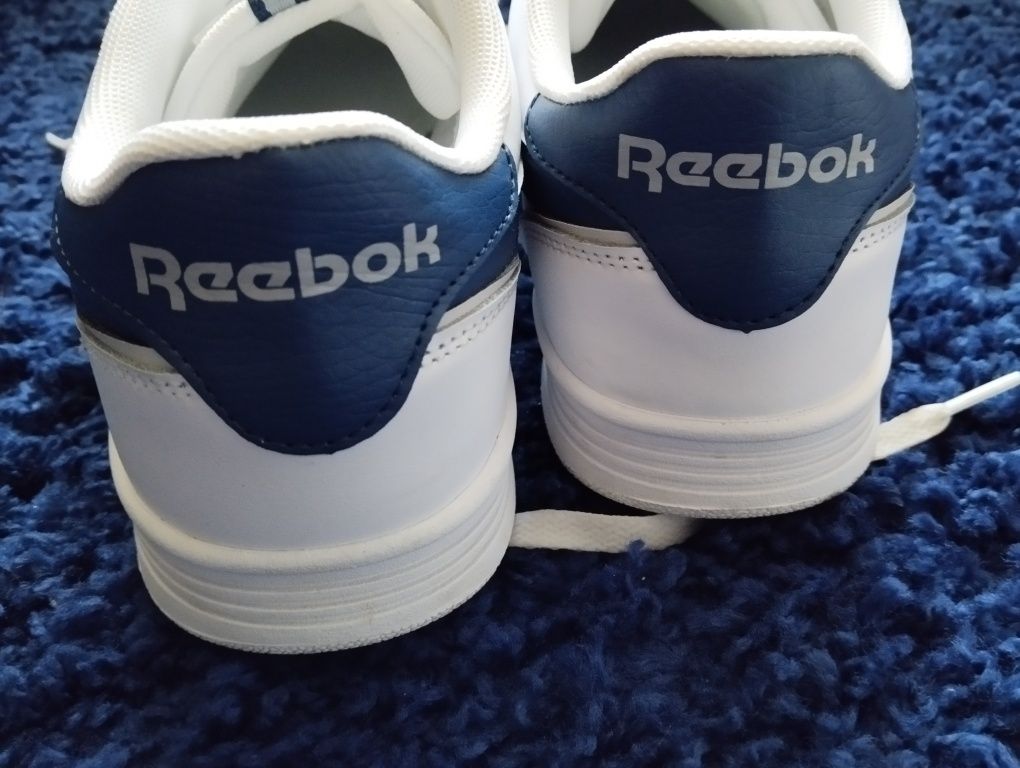 Super buty firmy Reebok w rozmiarze 45