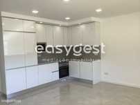 Excelente apartamento T1 em Sesimbra com vista mar, parqueamento e ...
