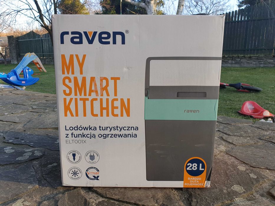 Lodówka Turystyczna 28L RAVEN ELT001X Samochodowa 12/230V