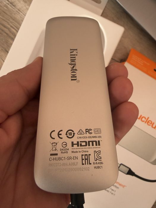 USB-хаб Kingston Nucleum USB 3.1 Type-C (C-HUBC1-SR-EN)