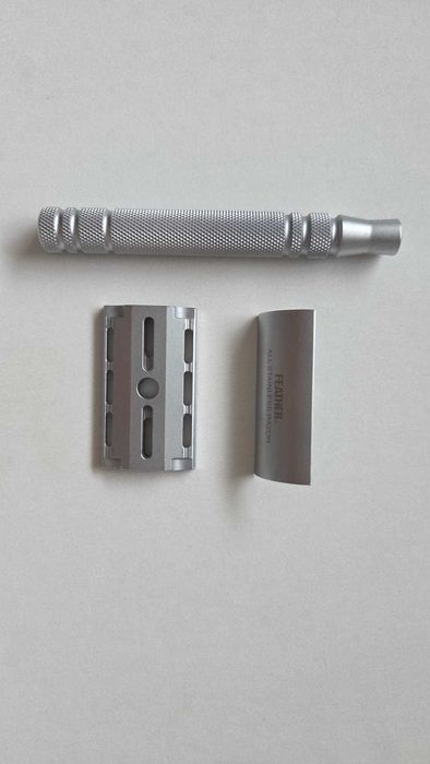 Maszynka Feather AS-D2