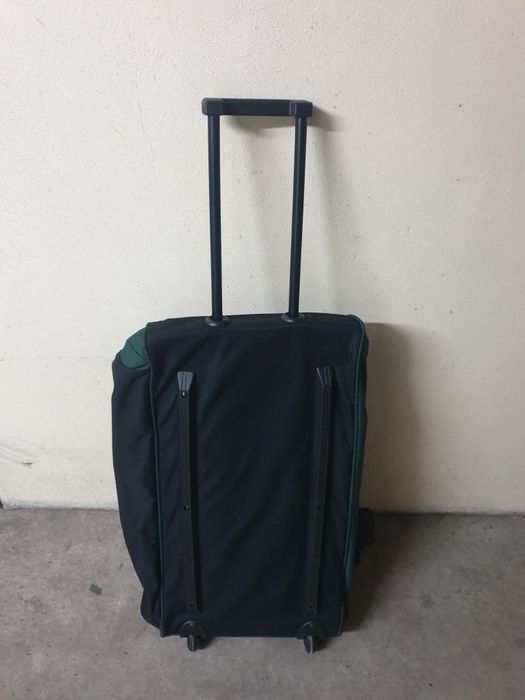 Vendo trolei benetton sem uso