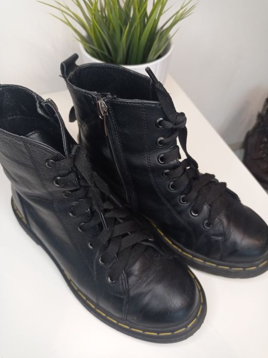 Чоботи типу Мартенси