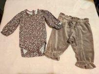 Zestaw Newbie body + spodnie roz. 62