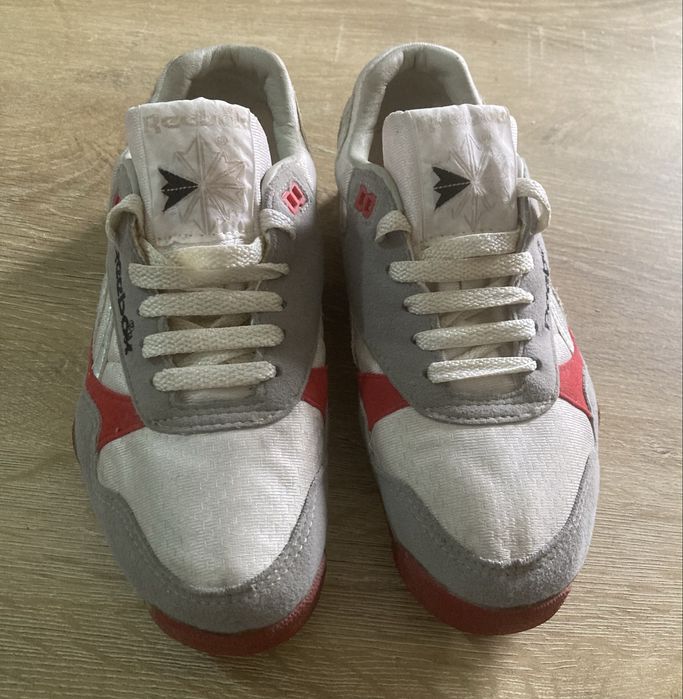 Ténis da Reebok n37 (para pista)