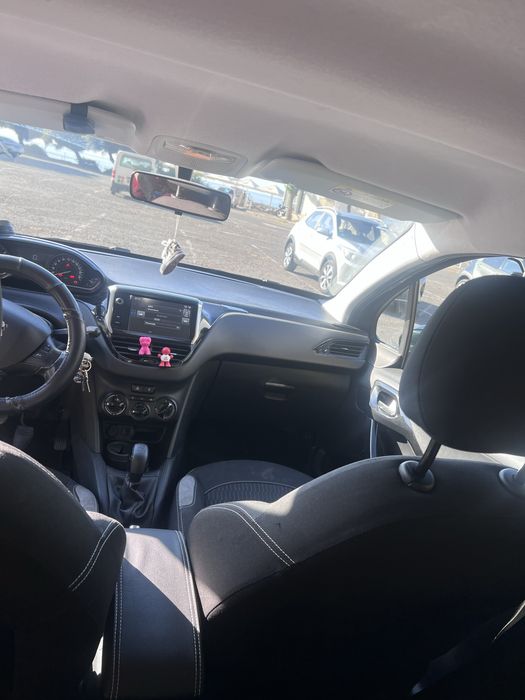 Peugeot 208 PureTech