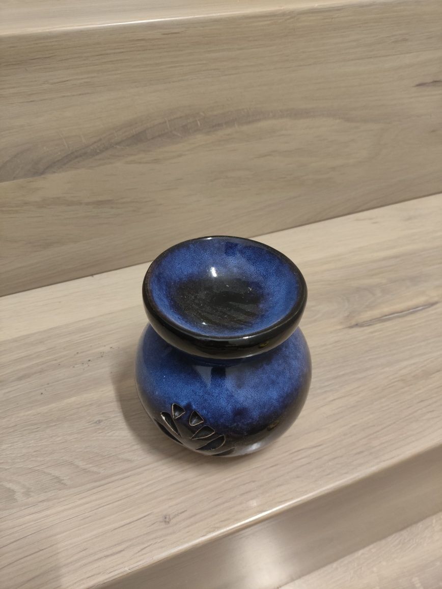 Ceramiczny kominek na olejki eteryczne