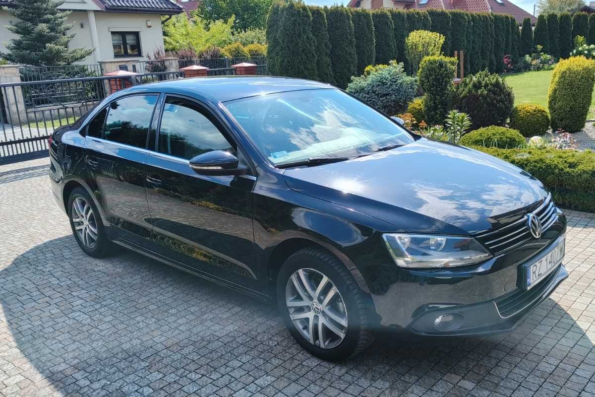 VW Jetta 1.4 TSI Highline DSG 7-G (automat) 215 tys. km.