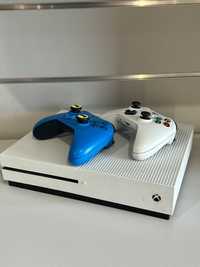 Xbox One S 500GB + 2x Pad !! Lombard Halo Gsm