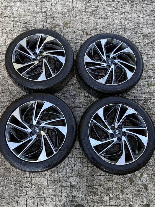 Hyundai Tucson 3  Alufelgi 19 kola opony 245/45 r19