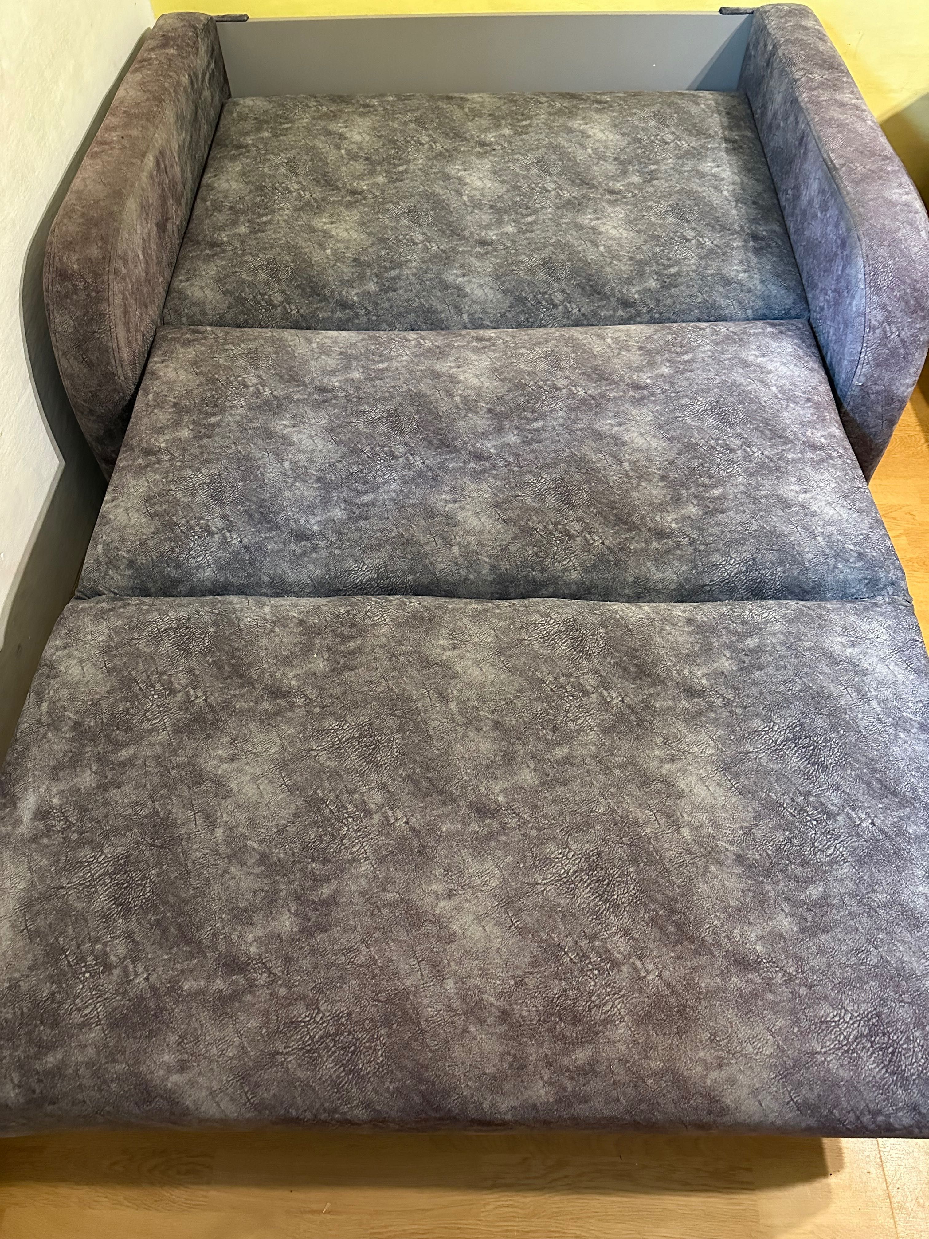 Sofa rozkładana z funkcją spania