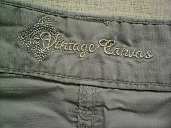 Аккуратная джинсовая юбка.