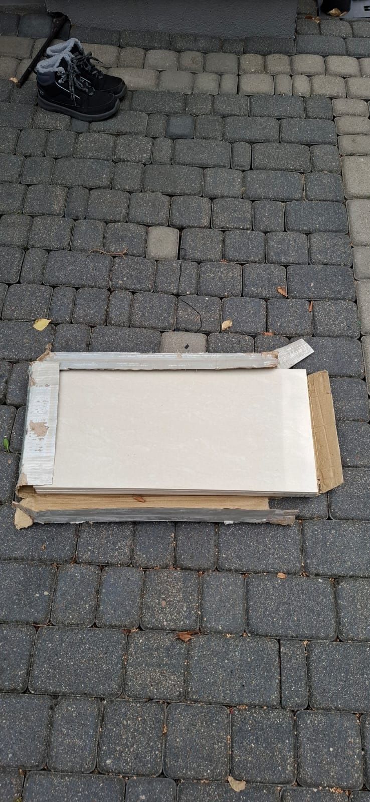 Plytki gres 30x60 cm nowe
