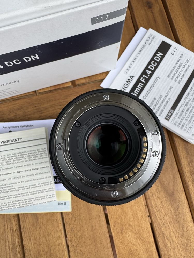 Obiektyw Sigma 16mm f1.4 DC DN Fujifilm X + gratis