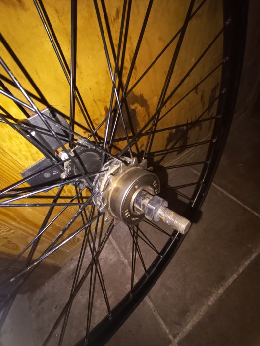 Продаю обод  з зірочкою ТЕРМІНОВ