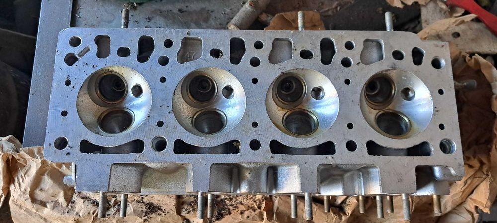 Головка блока циліндрів М412, 2140, 2141, 1,5л, срср.