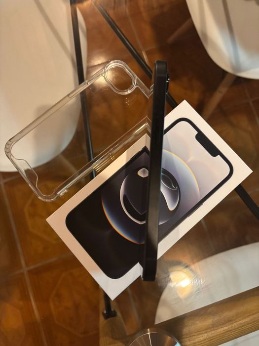 Iphone 16e como novo