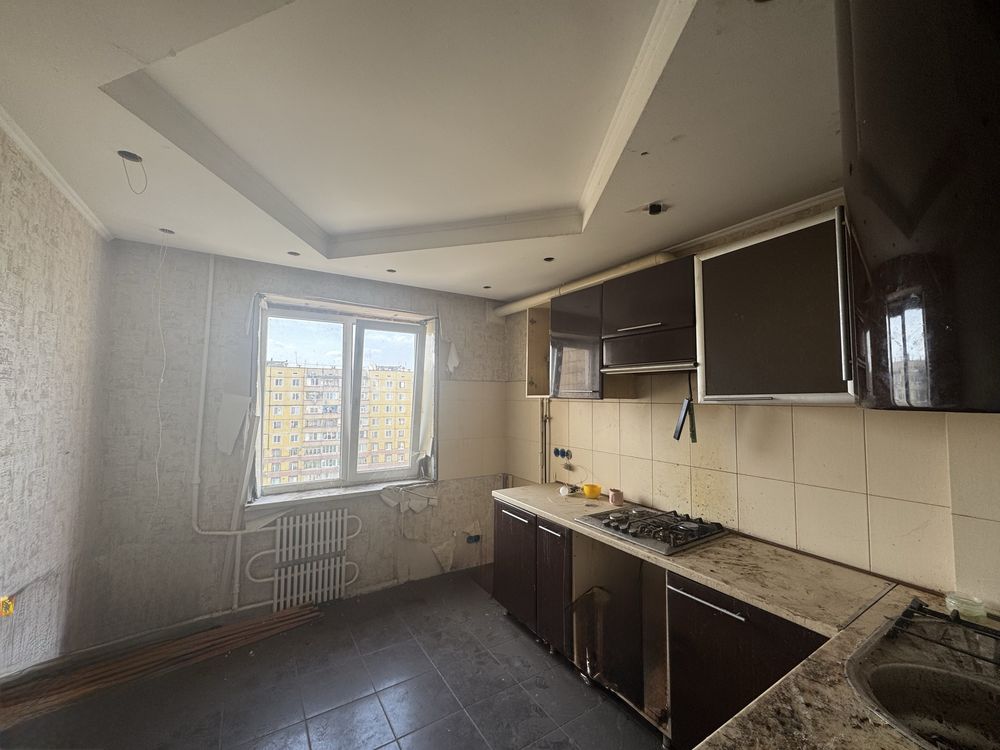 Продам 3-ком.кв.Левый берег,10 микр,Пчелка