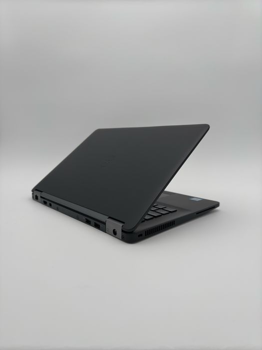 DELL Latitude E7270 | i5-6300U | 8GB | 256GB SSD | 1 ANO GARANTIA