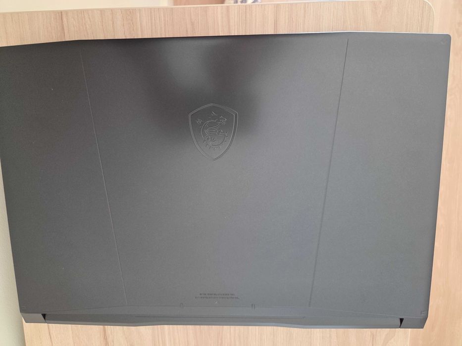 Gaming Laptop MSI Katana 17 B12V