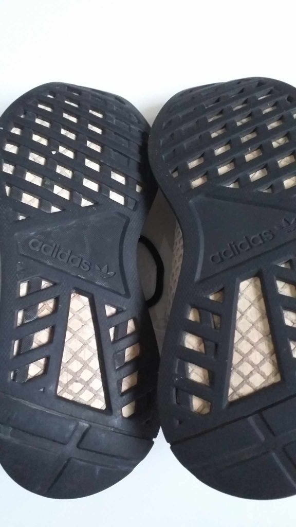 Buty adidas deerupt 37,5 super stan
