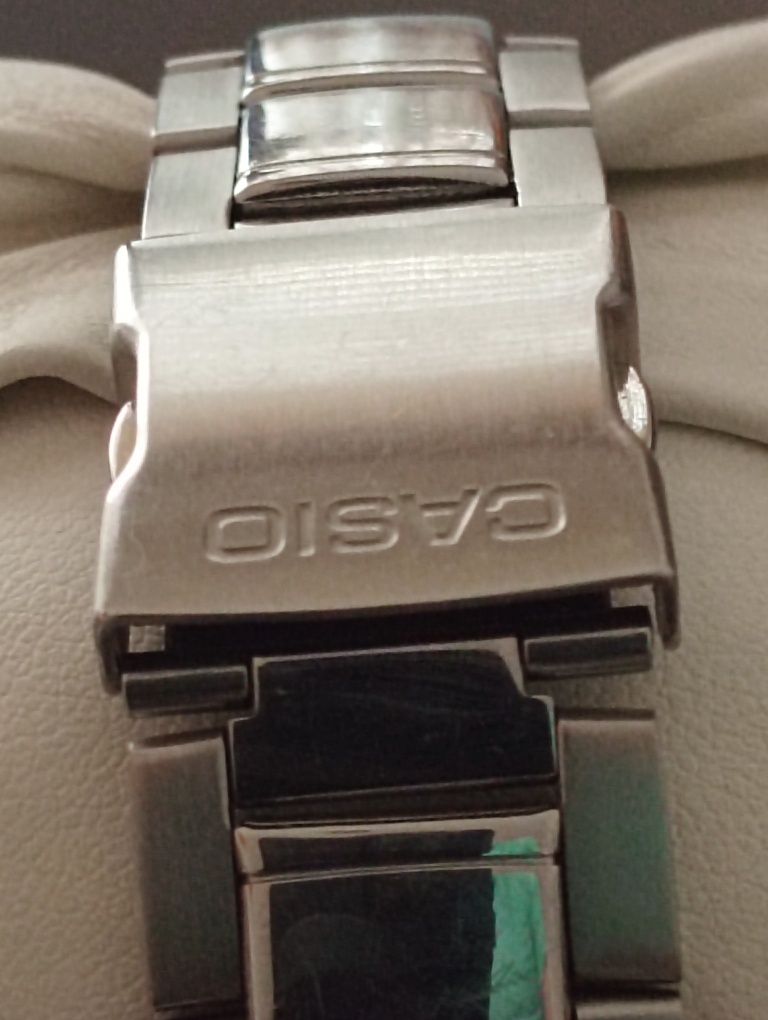 Casio AQ 180 W Telememo 30 - World Time