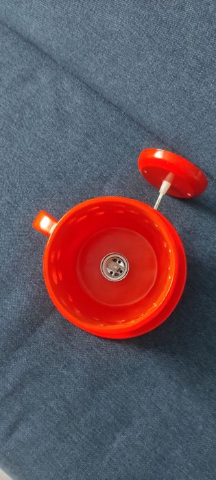 Продам люстру чашка