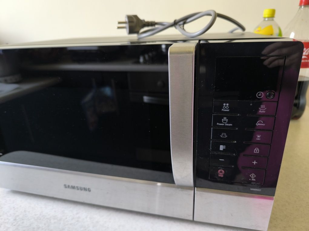 Kuchenka mikrofalowa Samsung MW 89 MST