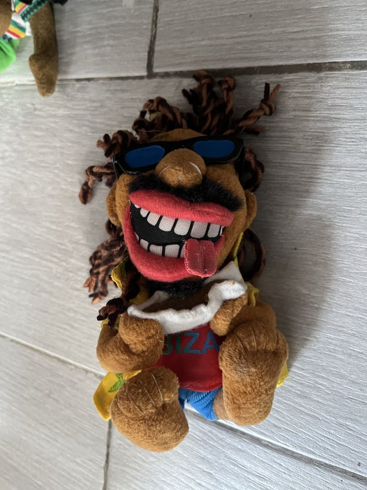 Bonecos peluche
