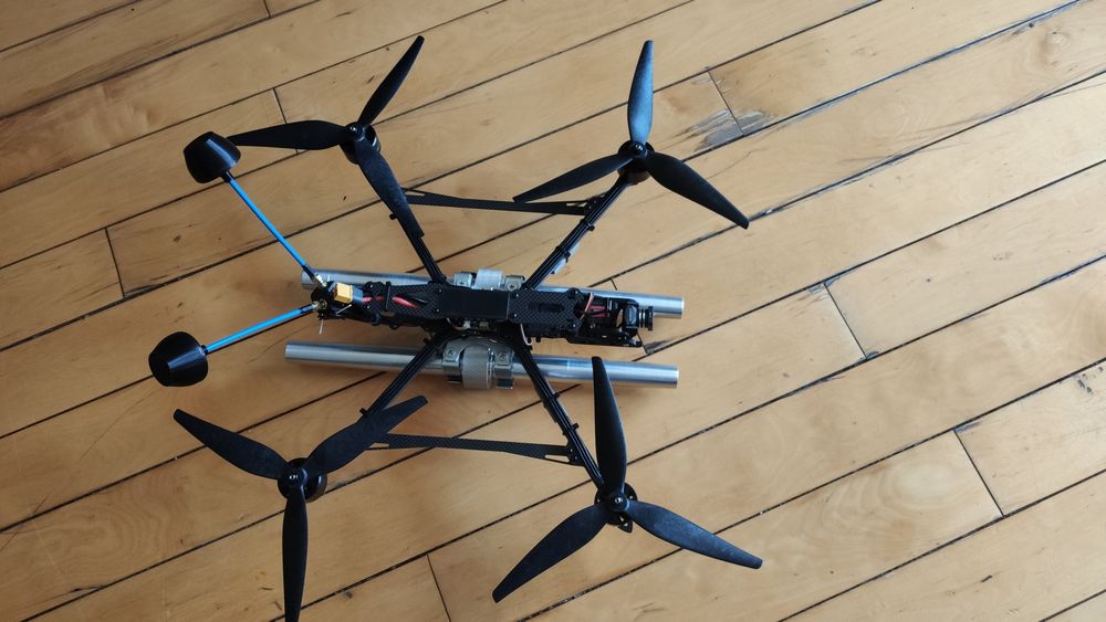 Дрон з трубами квадрокоптер FPV для ППО
Ціна вказана за базовий варіан