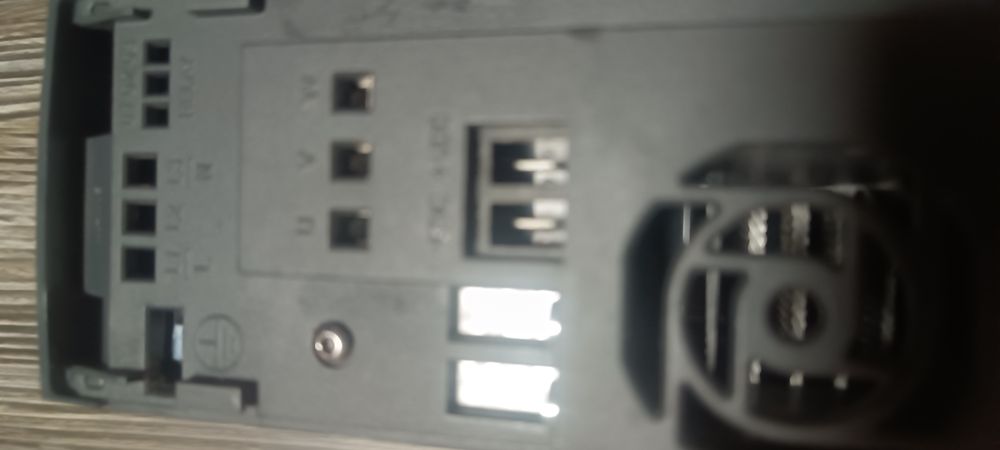 Danfoss VLT® Micro Drive FC-051PK75S2E20H частотний перетворювач