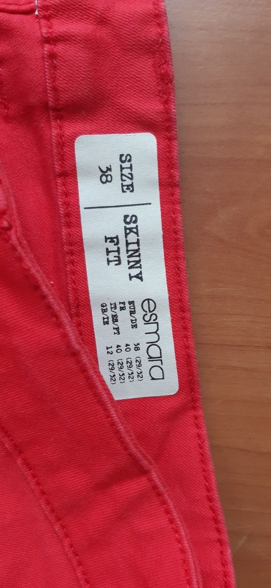 Spodnie damskie rozmiar 38 Skinny fit