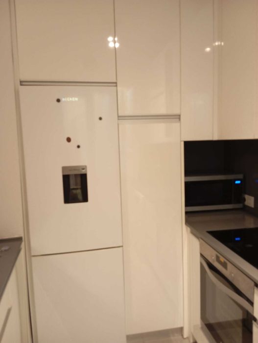 Quarto para alugar – Perto do metro dos Combatentes