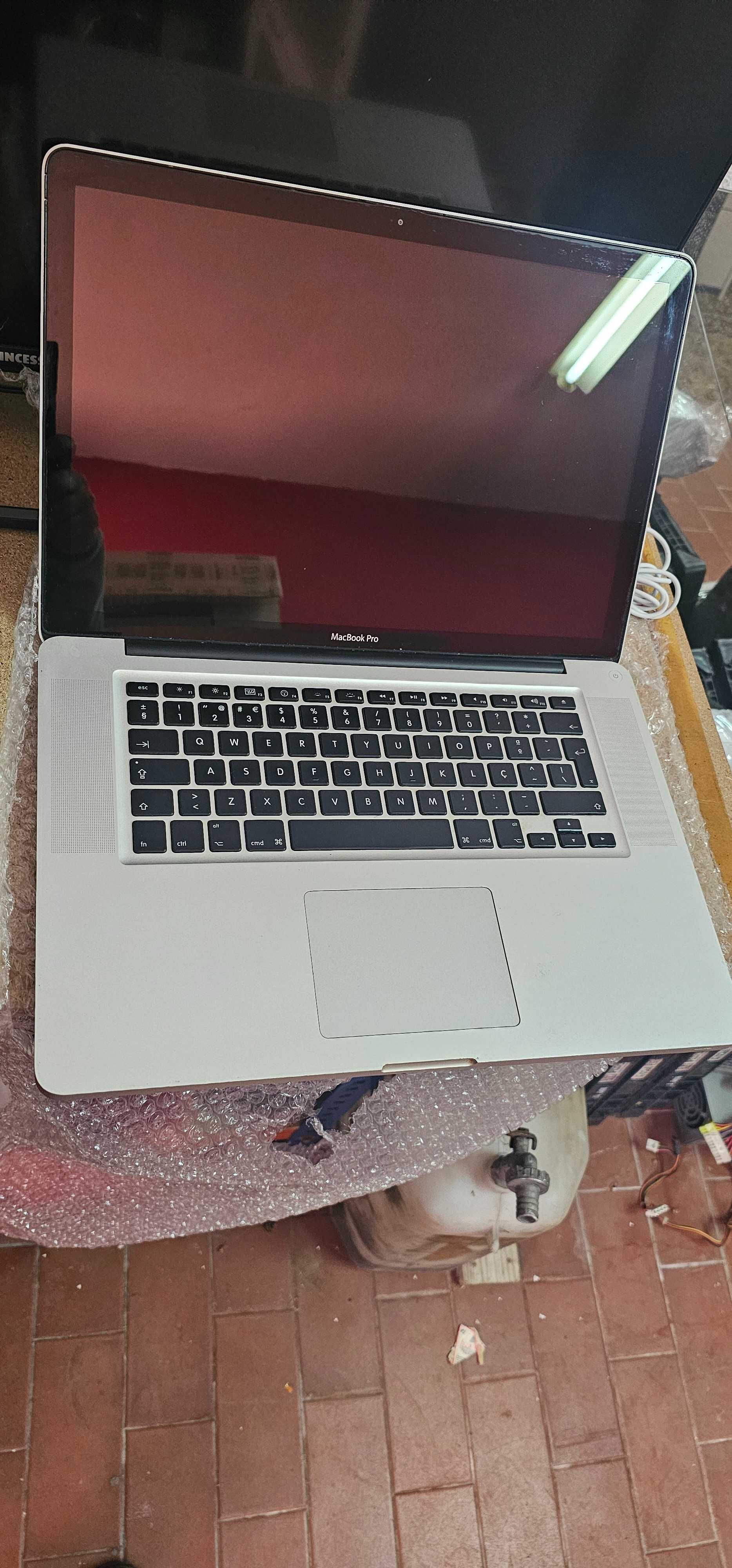 MacBook Pro para peças
