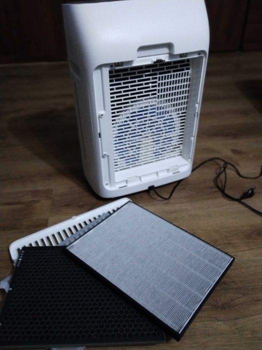 Oczyszczacz i nawilżacz powietrza
AC2729/50 Philips