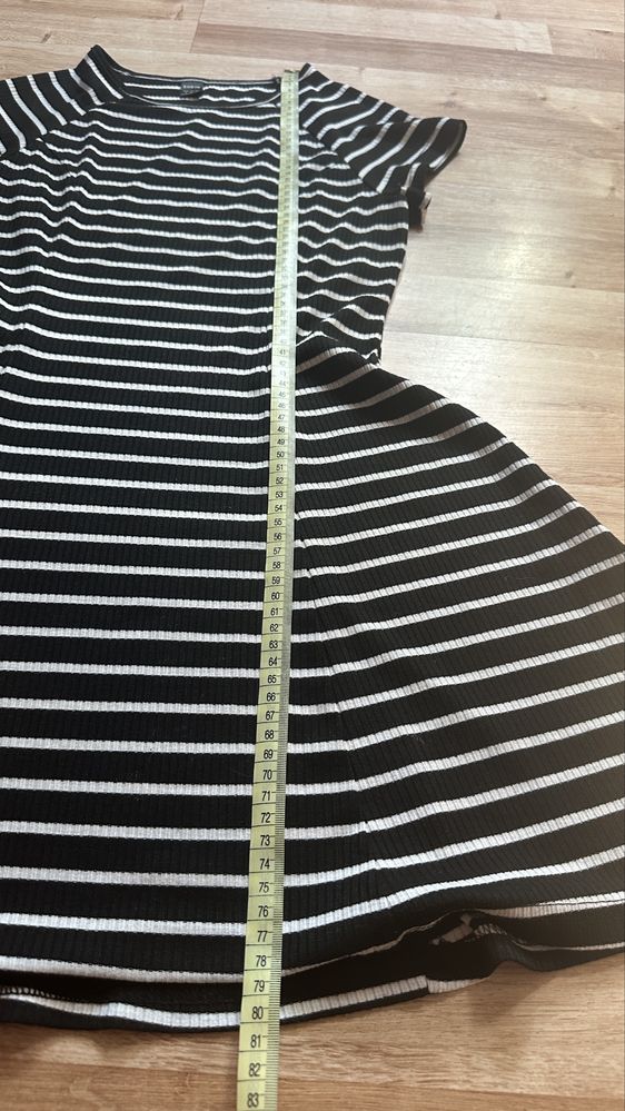 Sukienka zebra krótki rękaw shein s/36