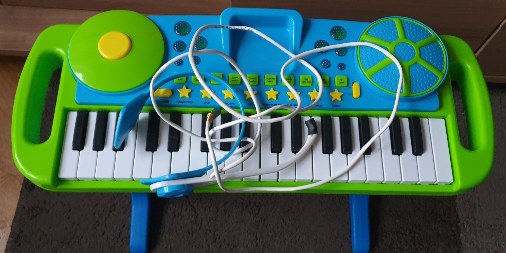 Keyboard, pianinko dziecięce