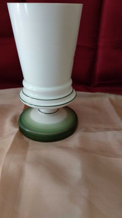 Jarras e castiçal antigos