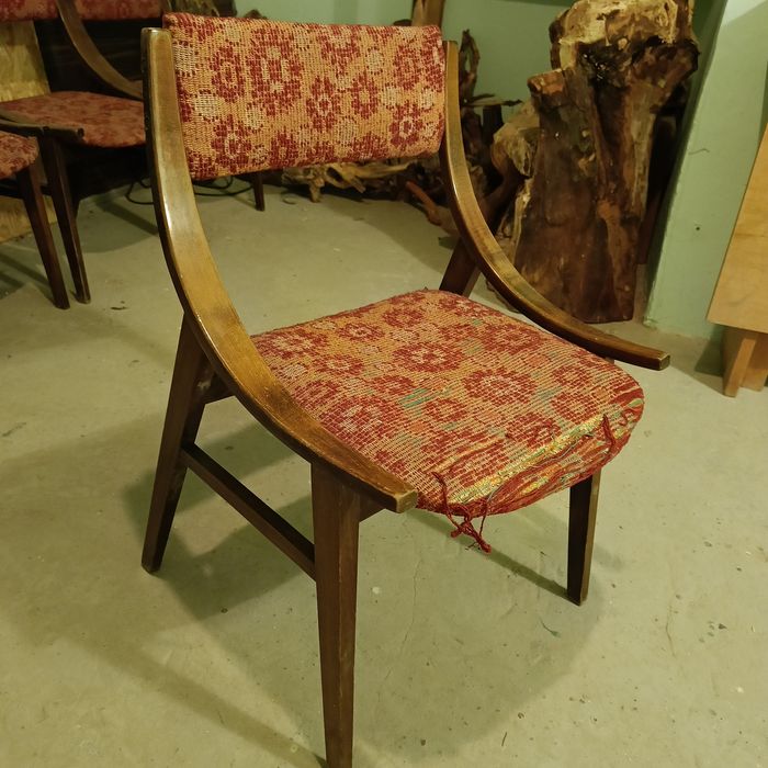 Krzesła PRL "skoczki"