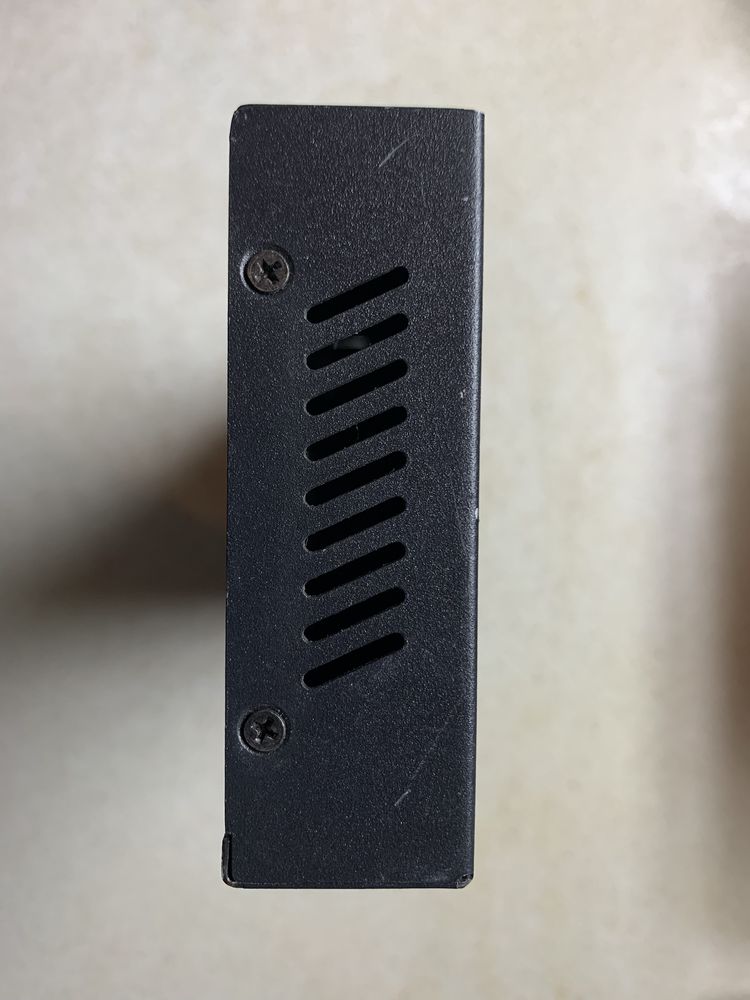 Network Switch / Комутатор POE110 EL