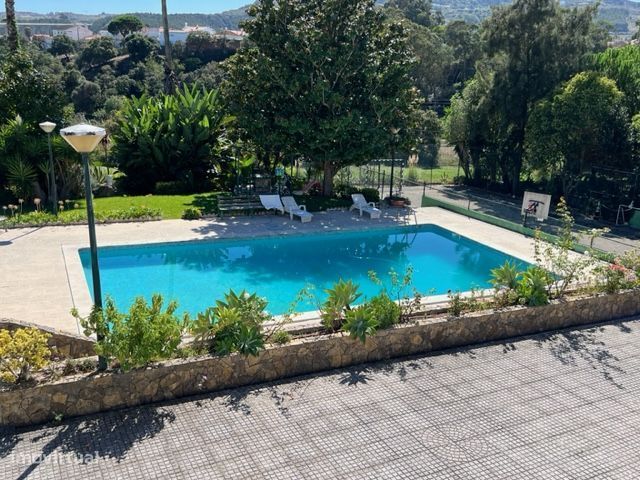 Excelente Moradia c/Piscina, Ringue desportivo, Garagem