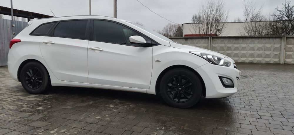 Hyundai i30 SW/МT(130к.с) 2012рік 1.6 бензин