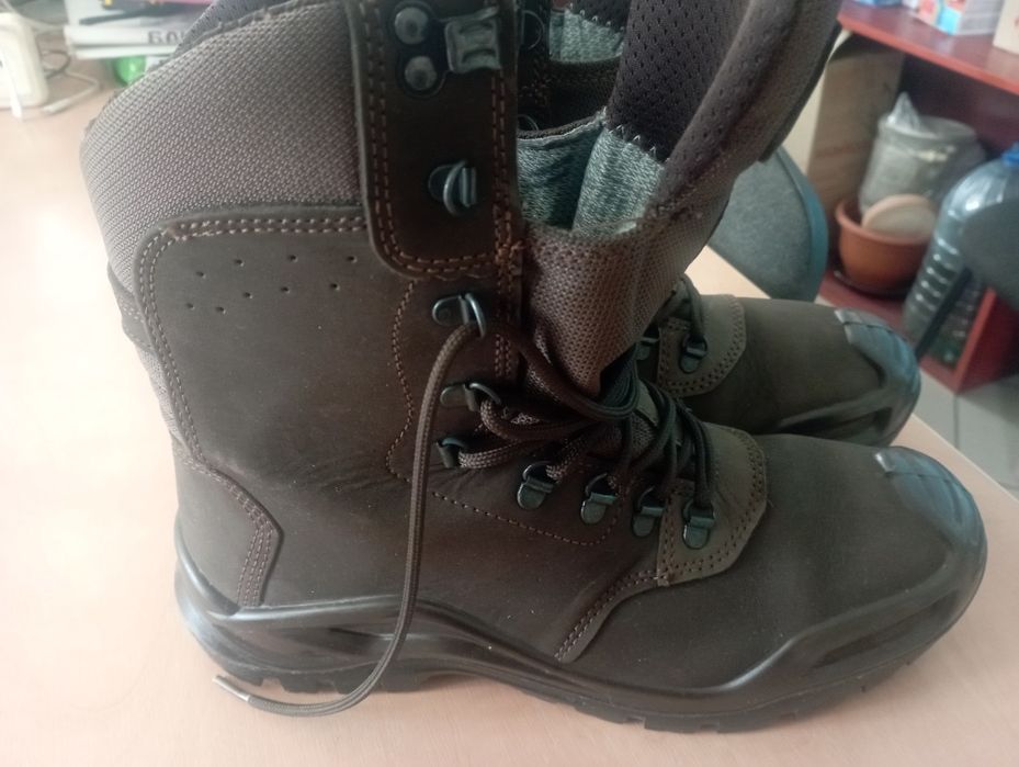 Черевики чоловічі берци