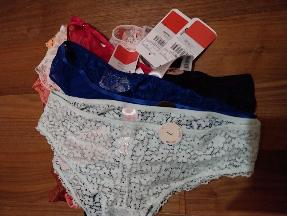 11 sztuk majtki XL/42 kolorowe nowe