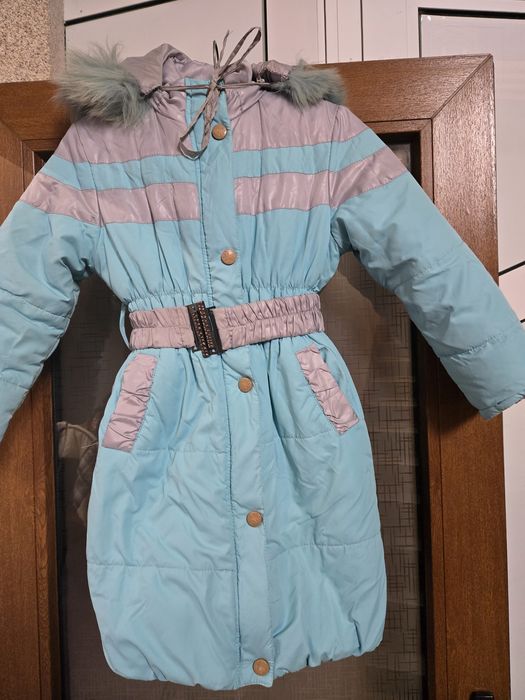 Теплий пуховик для дитини