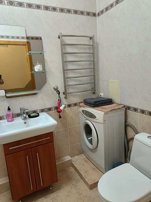 2-к подобово погодино центр А.Артинова Smart.tv