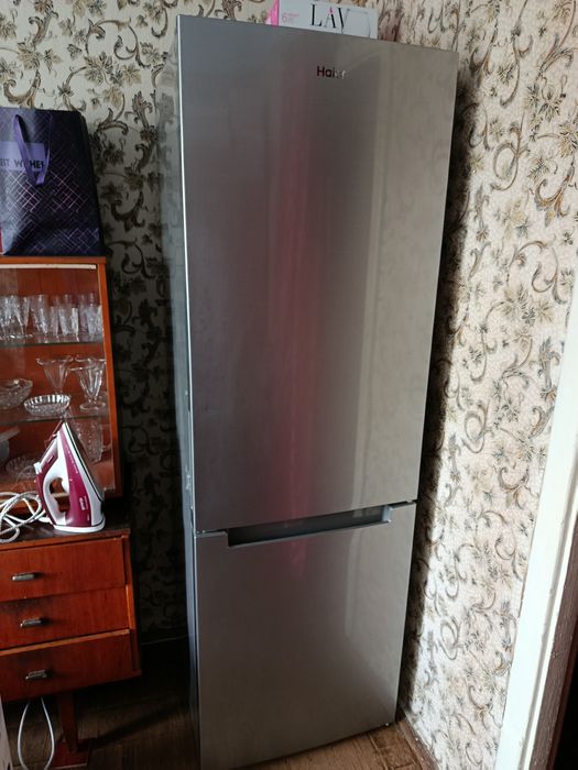 Холодильник HAIER